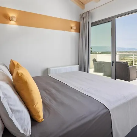 Tolena Villa Pelekas